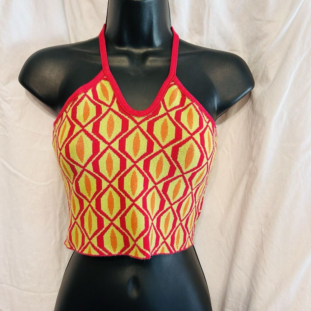 #8140 DEBUT WOMENS CROP TOP PINK BARBIE CORE FESTIVAL BEACH SIZE M STRETCH